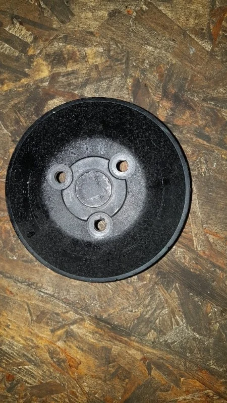 Шкив помпы Porsche Cayenne