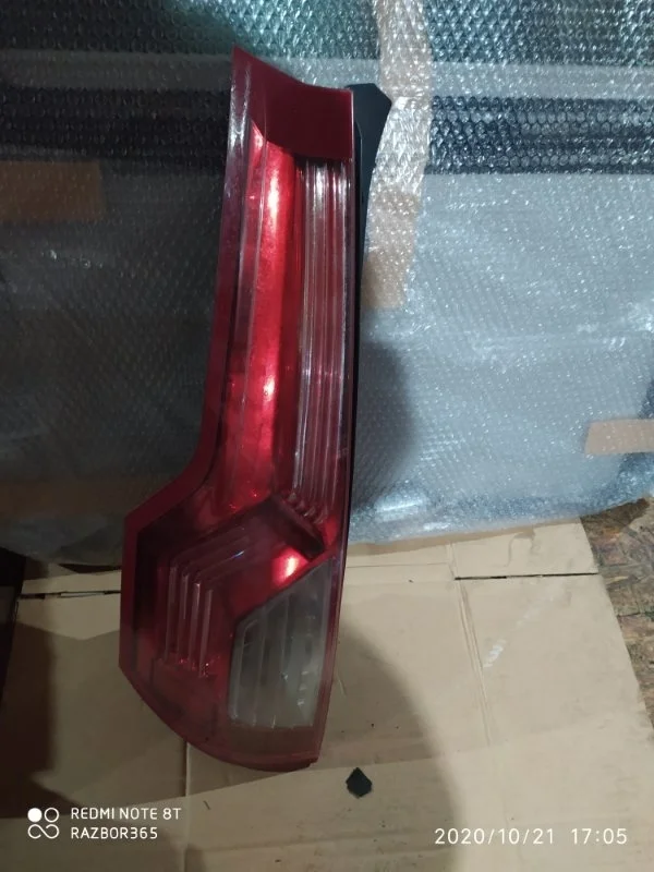 Фонарь Citroen Grand C4 Picasso 2012 UA