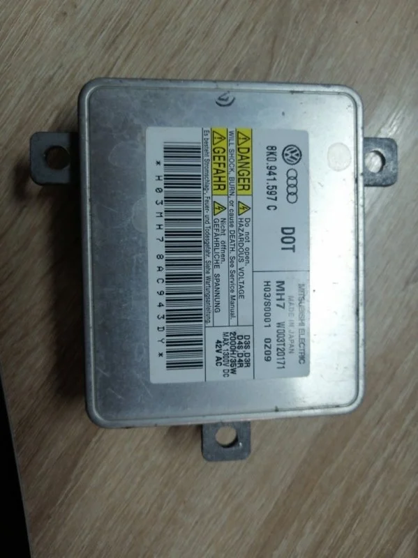 Блок ксенона Volkswagen Polo 2011 6R1