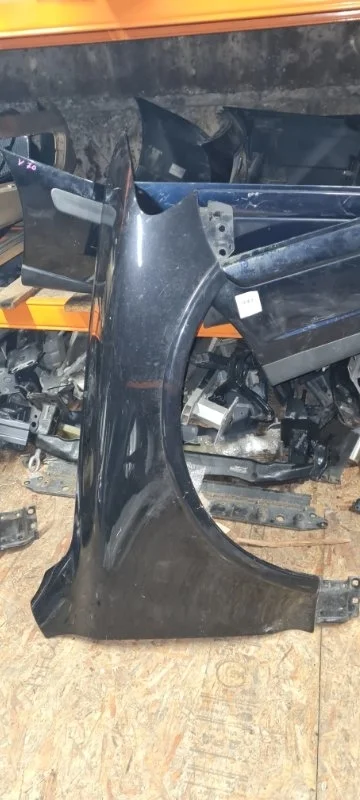 Крыло Volkswagen Touareg 2005 7L6