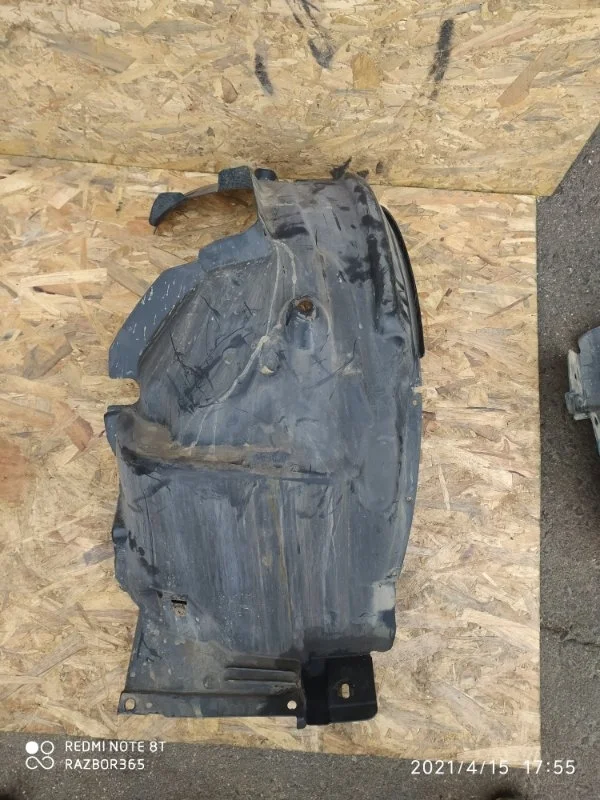 Подкрылок BMW 3 2005 E90