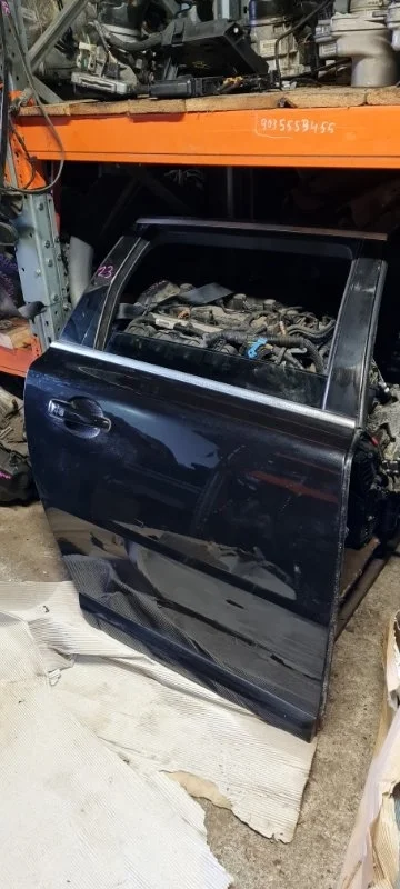 Дверь Volvo V70 2009 универсал