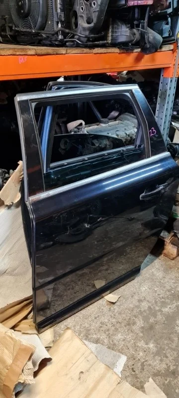 Дверь Volvo V70 2009 универсал