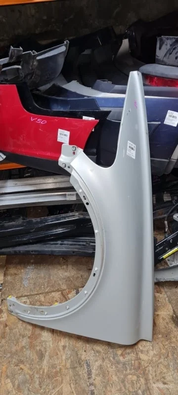 Крыло Volvo C30 2008 MK