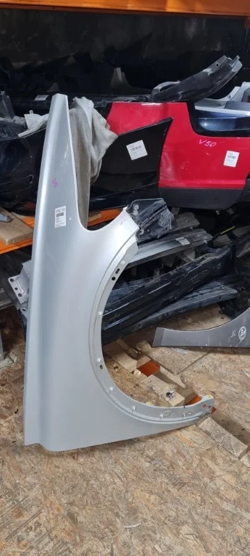 Крыло Volvo C30 2008 MK