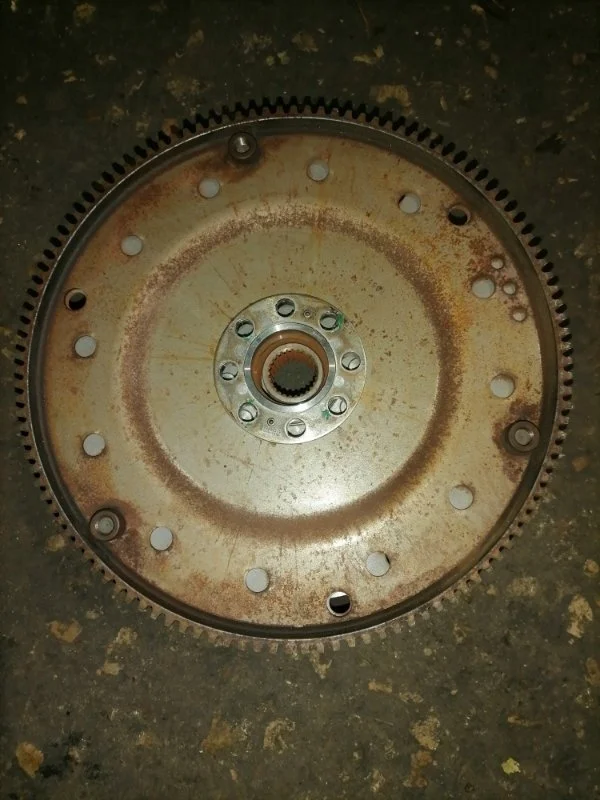 Маховик Audi A4 2011 8K2