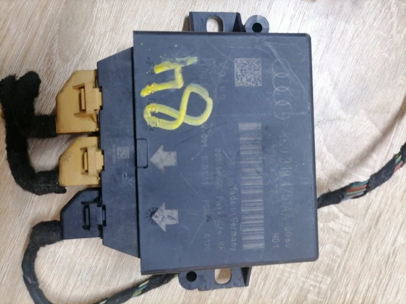 Блок управления парктрониками Audi A4 2011 8K2