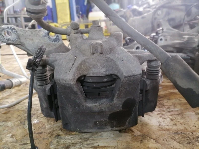 Суппорт Opel Astra 2013 J