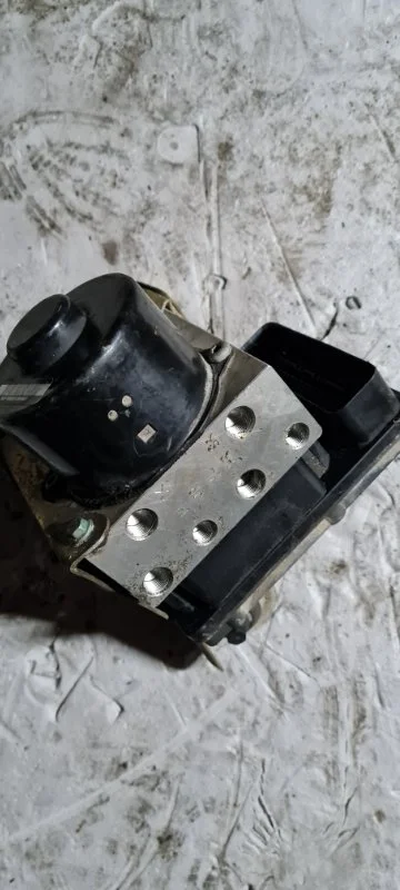 Блок abs Volkswagen Touareg 2005 7L6