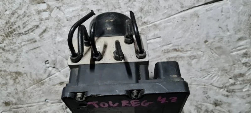 Блок abs Volkswagen Touareg 2005 7L6