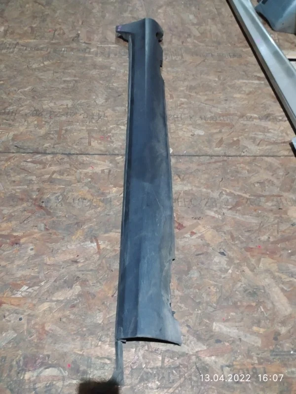 Накладка порог VOLVO XC60 2009 DZ