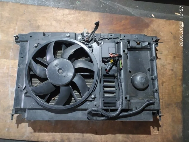 Панель передняя Citroen C4 2010 LC