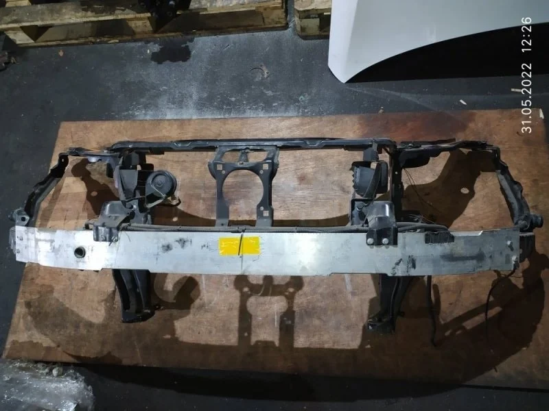 Панель передняя Mercedes-Benz -Class 2005 W211