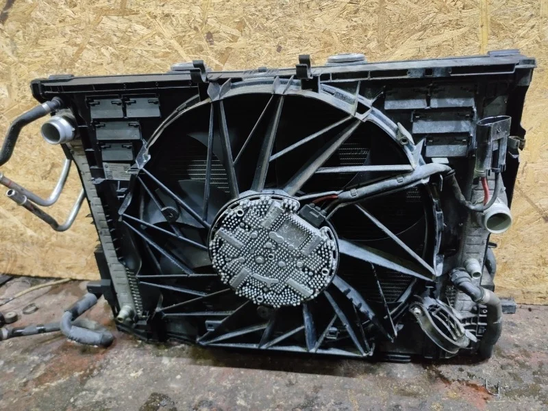 Кассета радиаторов BMW 550iX 2011 F10