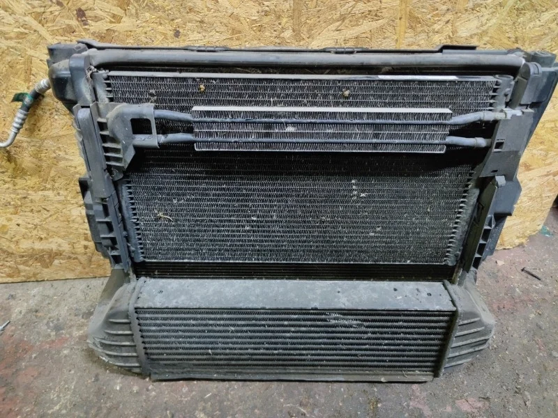 Кассета радиаторов BMW X3 .0SD 2007 E83