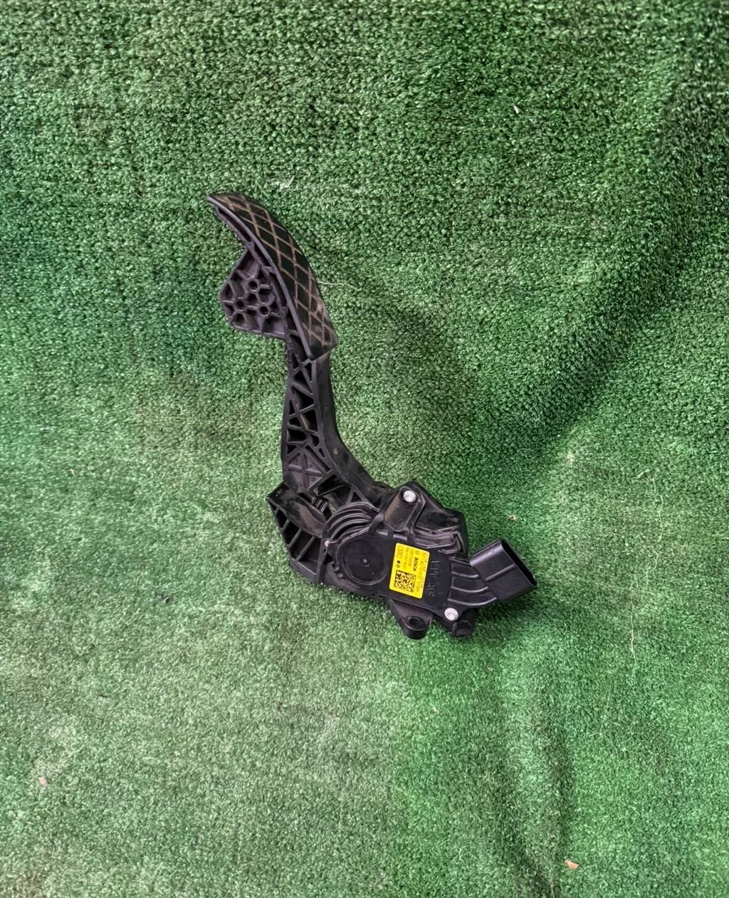 Б.у. педаль газа SKODA RAPID SKODA RAPID