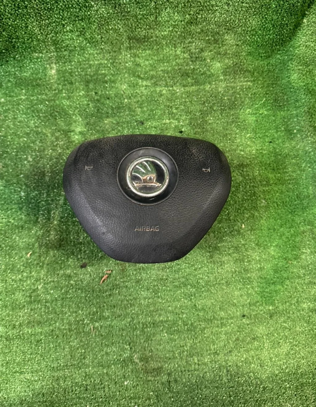 Б.у. подушка безопасности водителя SKODA RAPID SKODA RAPID