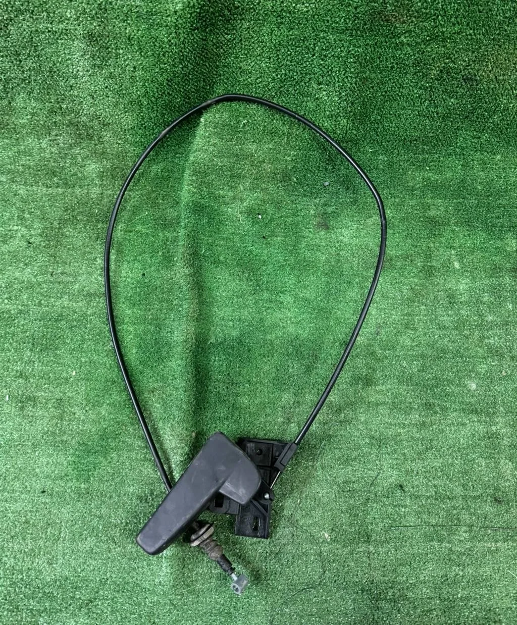 Б.у. трос капота SKODA RAPID SKODA RAPID