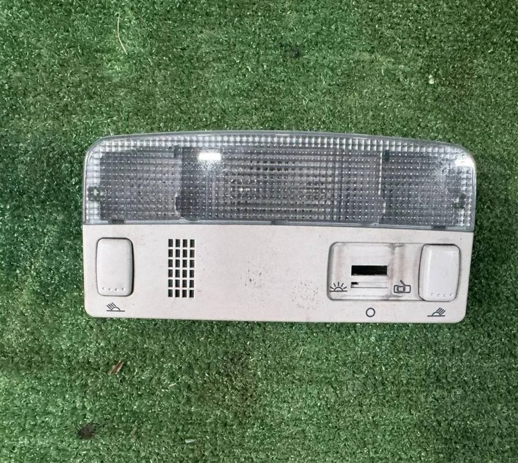 Б.у. плафон потолочный SKODA RAPID SKODA RAPID