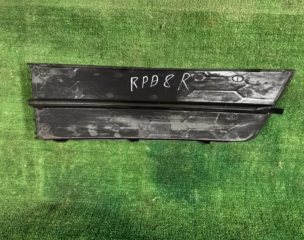 Б.у. решетка бампера SKODA RAPID SKODA RAPID