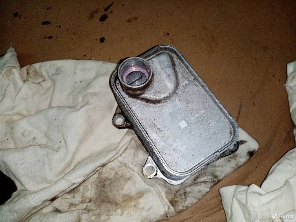 Радиатор масляный Audi Q5 I рестайлинг (2012—2017)