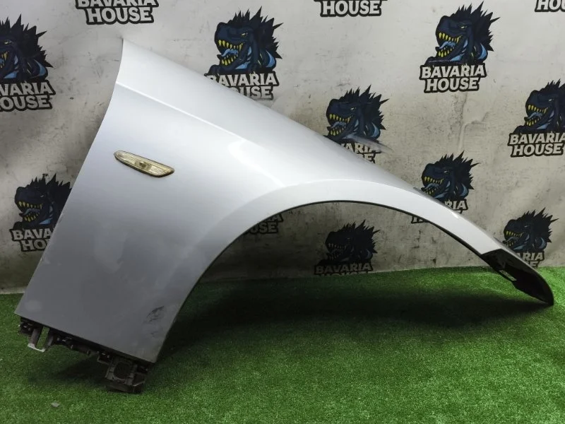 Крыло переднее правое BMW 3 2007 41357168988 E92 N46B20BD