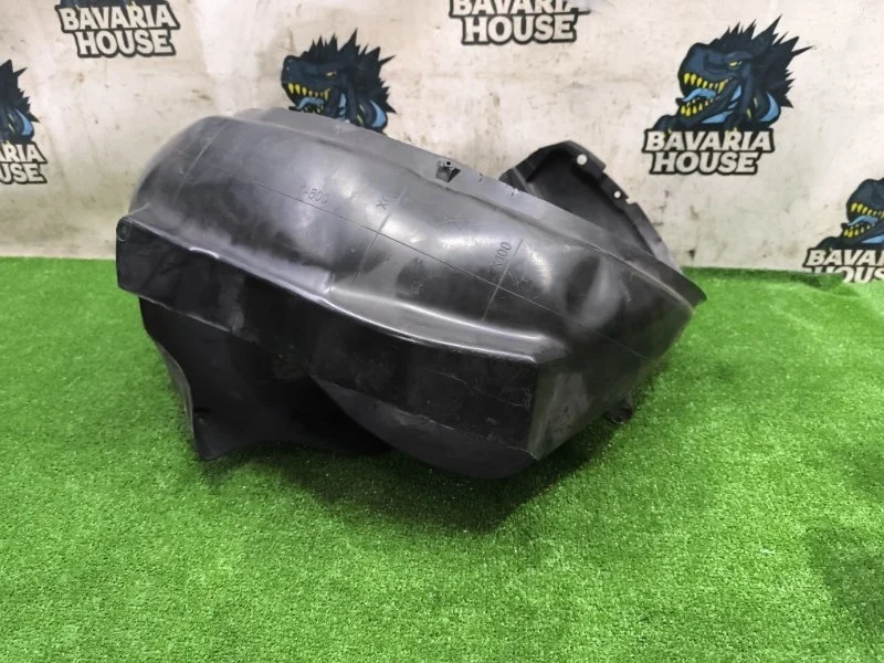 Подкрылок передний правый Audi A3 2011 8P0821172G 8P CDA