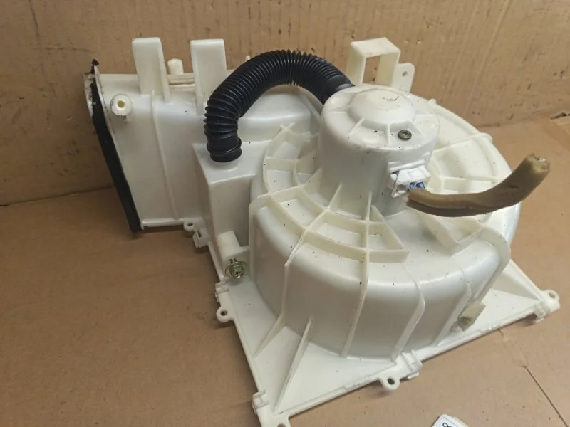 Мотор печки Nissan X-Trail 2001 NT30