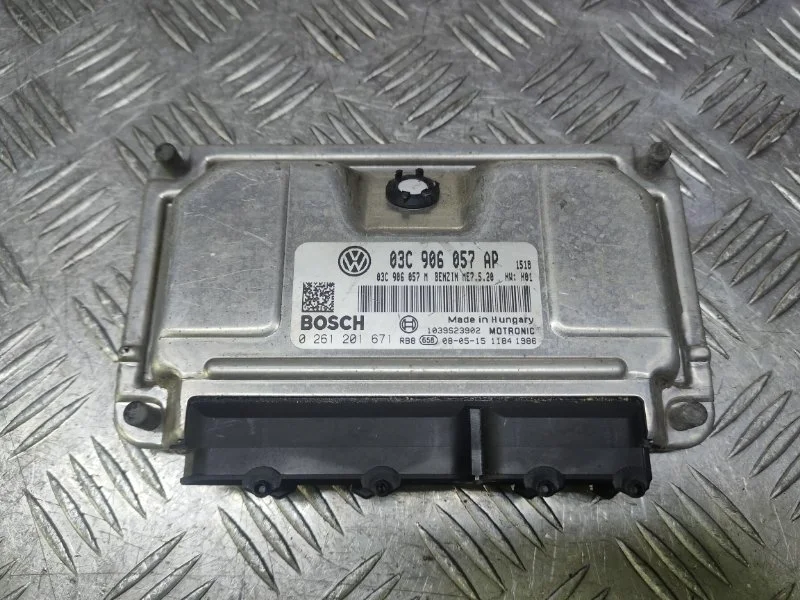 Эбу Volkswagen Polo