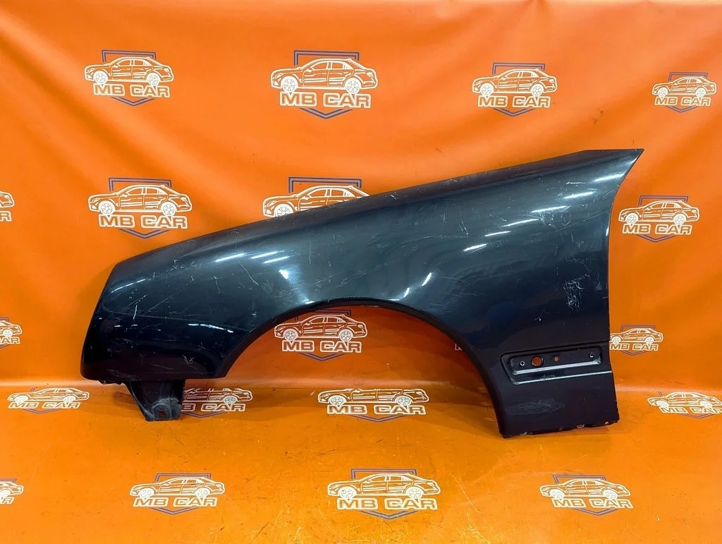 Крыло переднее левое Mercedes-Benz