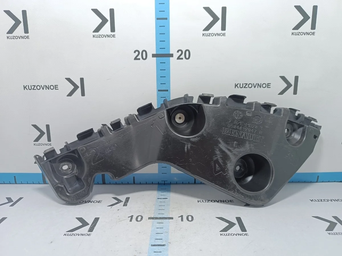 Кронштейн бампера Renault Duster 2015 HSM