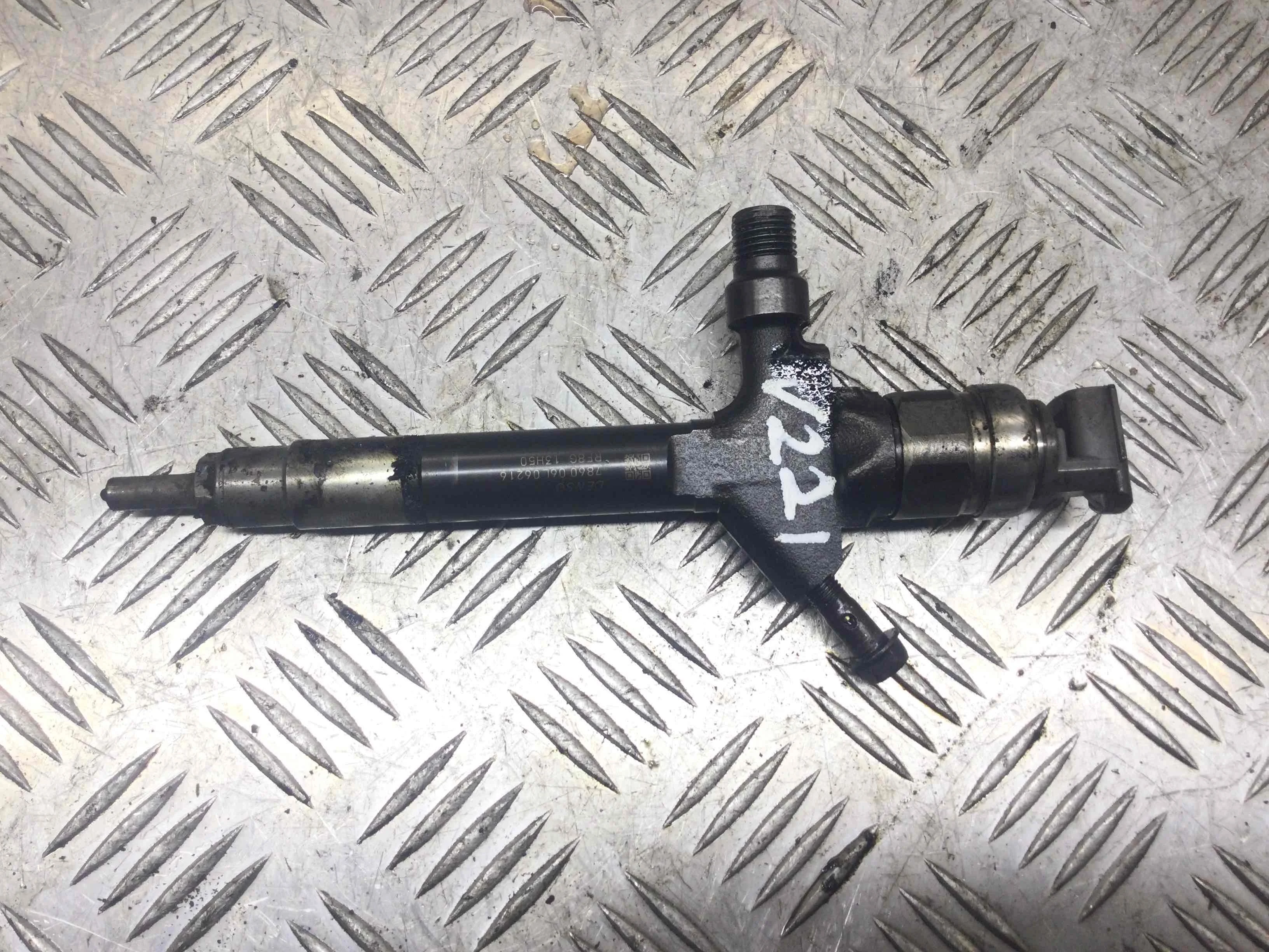 Форсунка Mazda 6 6 I (GG,GY) 2002 - 2007 дизель 2.0 TD Механика Универсал