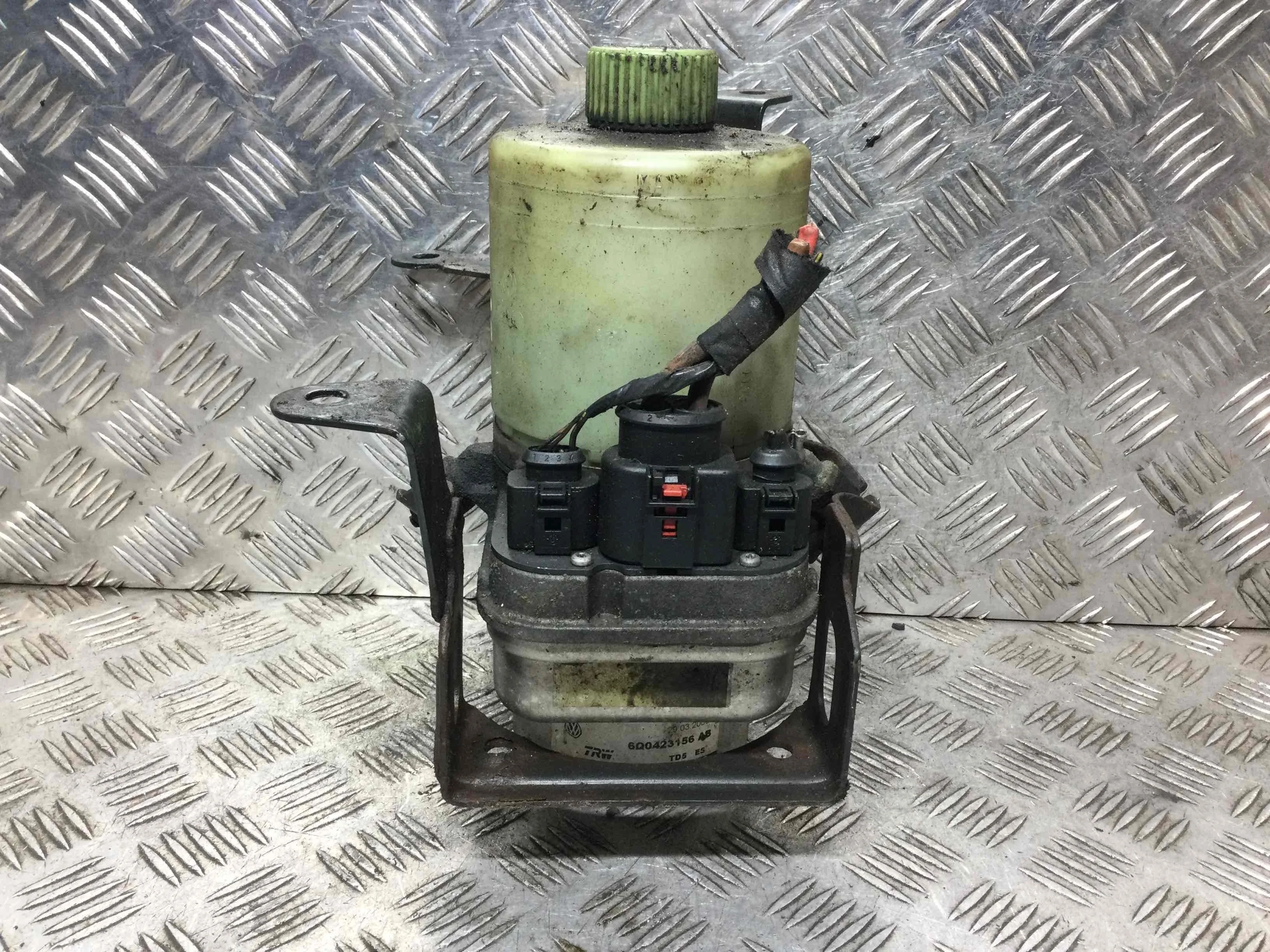 Электрогидроусилитель руля SEAT Ibiza 3 поколение (2001-2006) бензин 1.4 i Механика Х/б