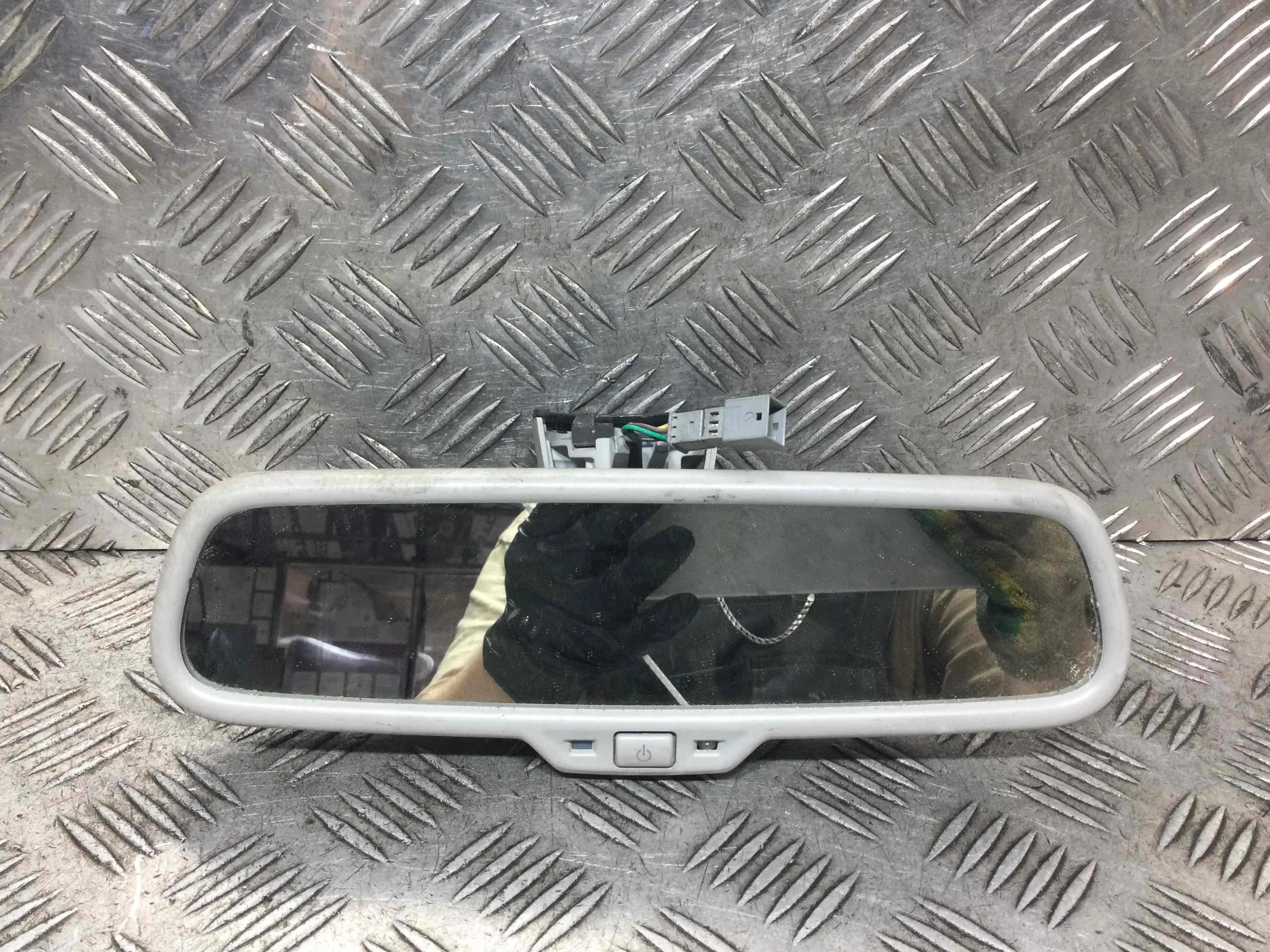 Зеркало салона Audi A3 8P/8PA [рестайлинг] (2004-2008) бензин 2.0 FSI Механика 5-дв, х/б