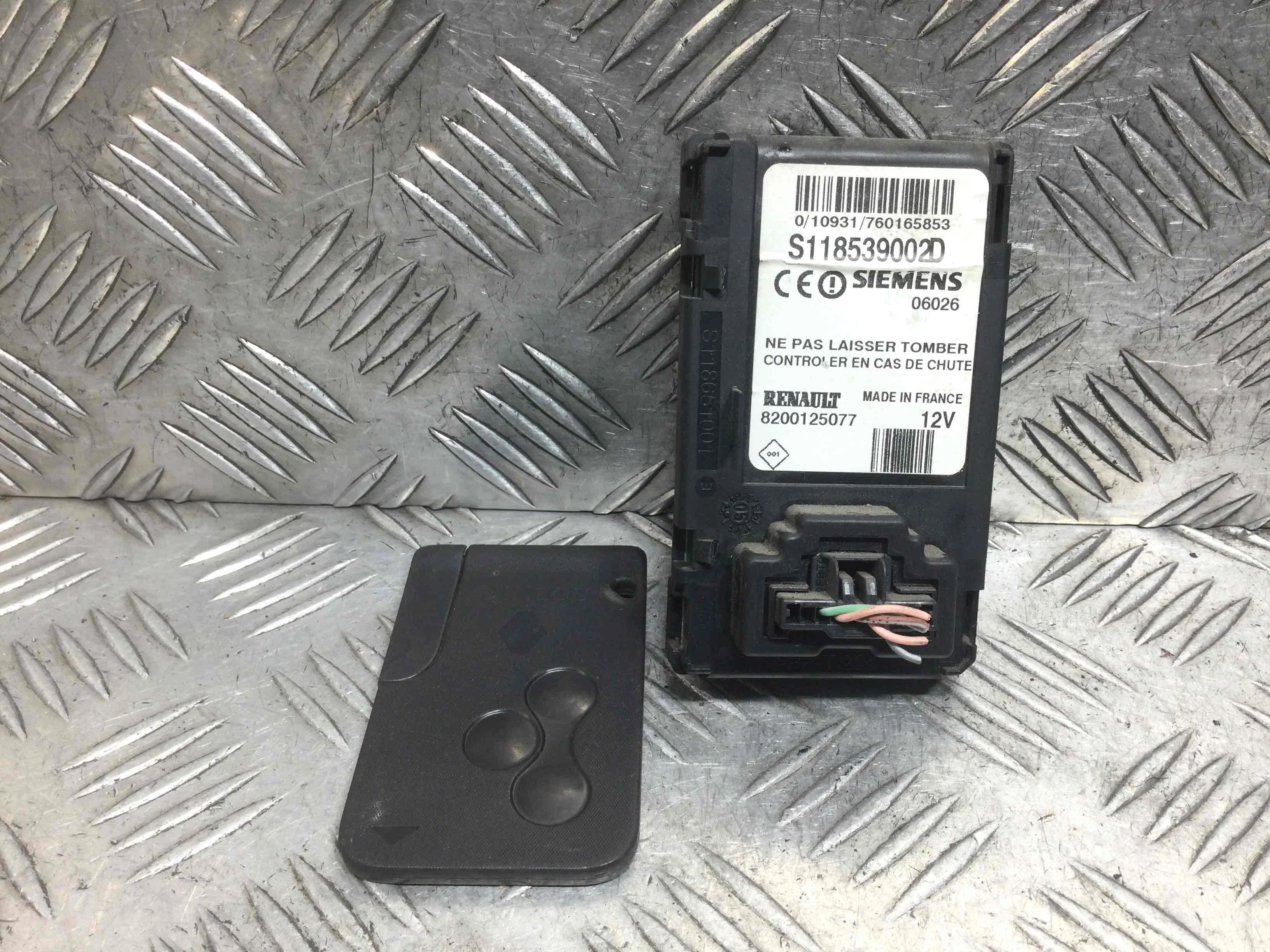 Замок зажигания Renault Scenic 2 поколение (2003-2006) бензин 1.6 i Механика Минивэн