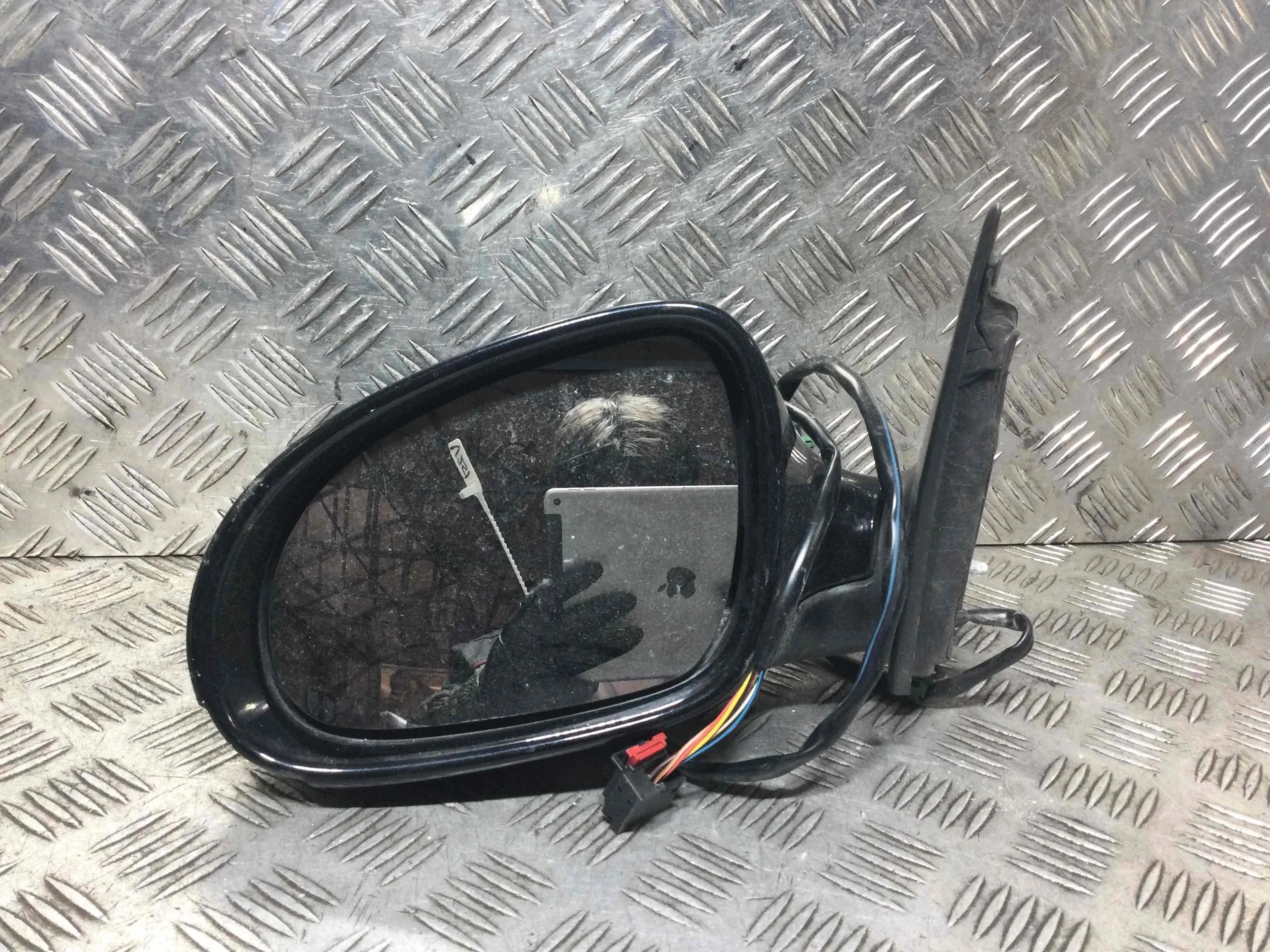 Зеркало наружное левое Volkswagen Passat B6 (2005-2010) дизель 2.0 TDI Механика Универсал