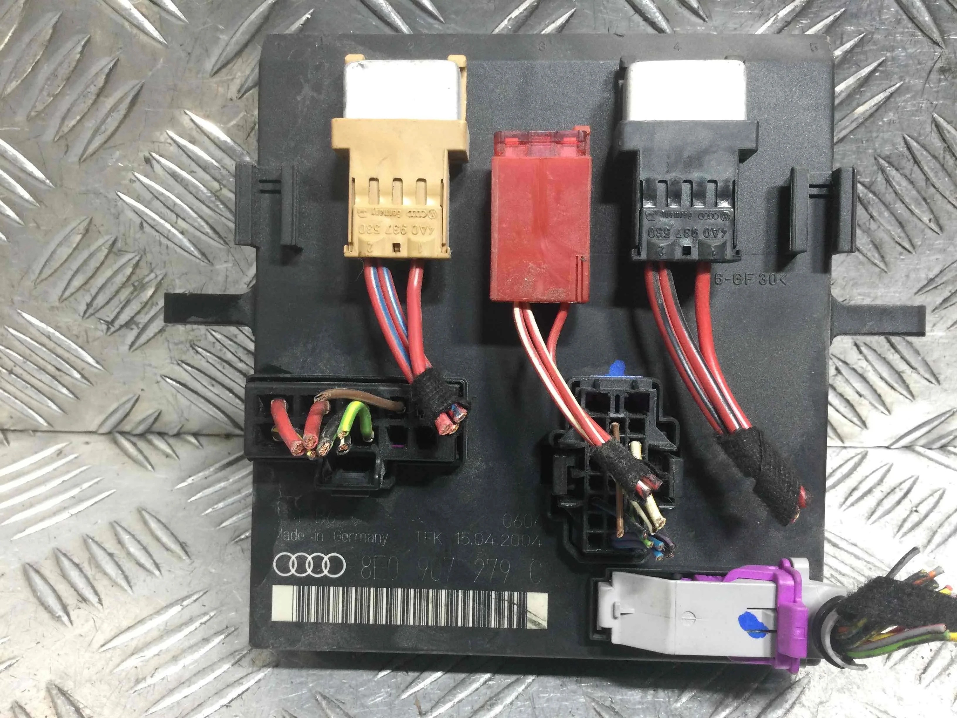 Блок комфорта Audi A4 B6 (2000-2005) дизель 2.5 TDI Автомат Универсал
