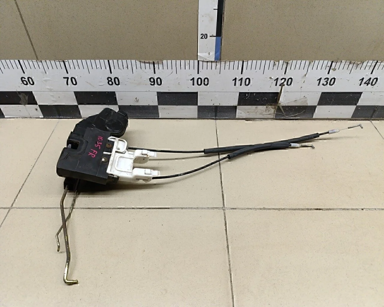 Замок двери передней правой Santa Fe (SM)/ Santa Fe Classic 2000-2012