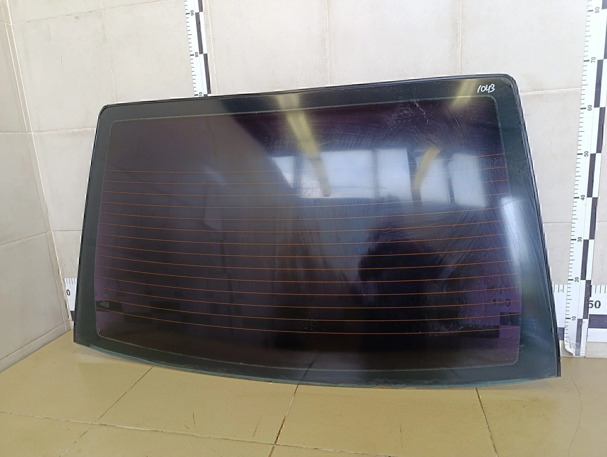 Стекло заднее Focus I 1998-2004