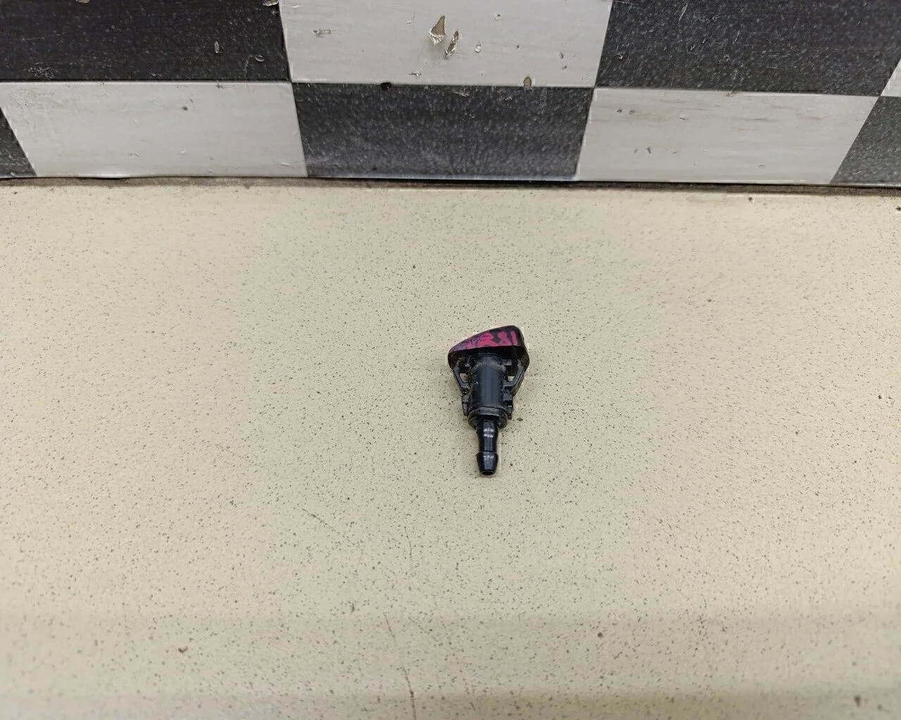 Форсунка омывателя лобового стекла ix35/Tucson 2010-2015