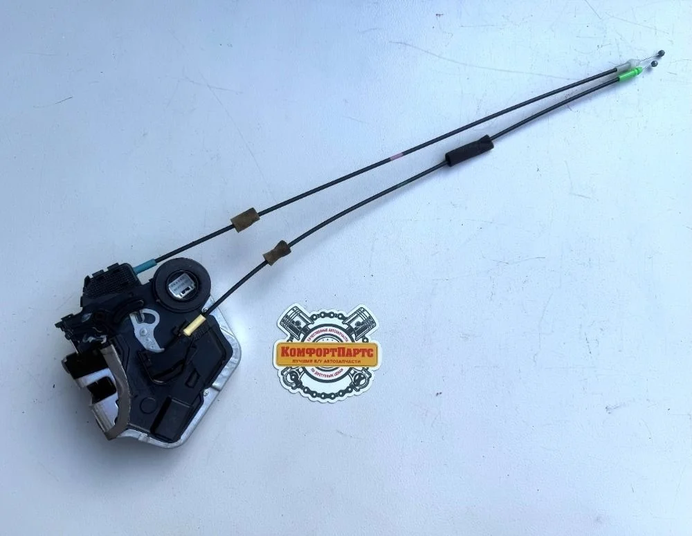 Замок двери задней правой Toyota RAV4 IV (2012—2015)