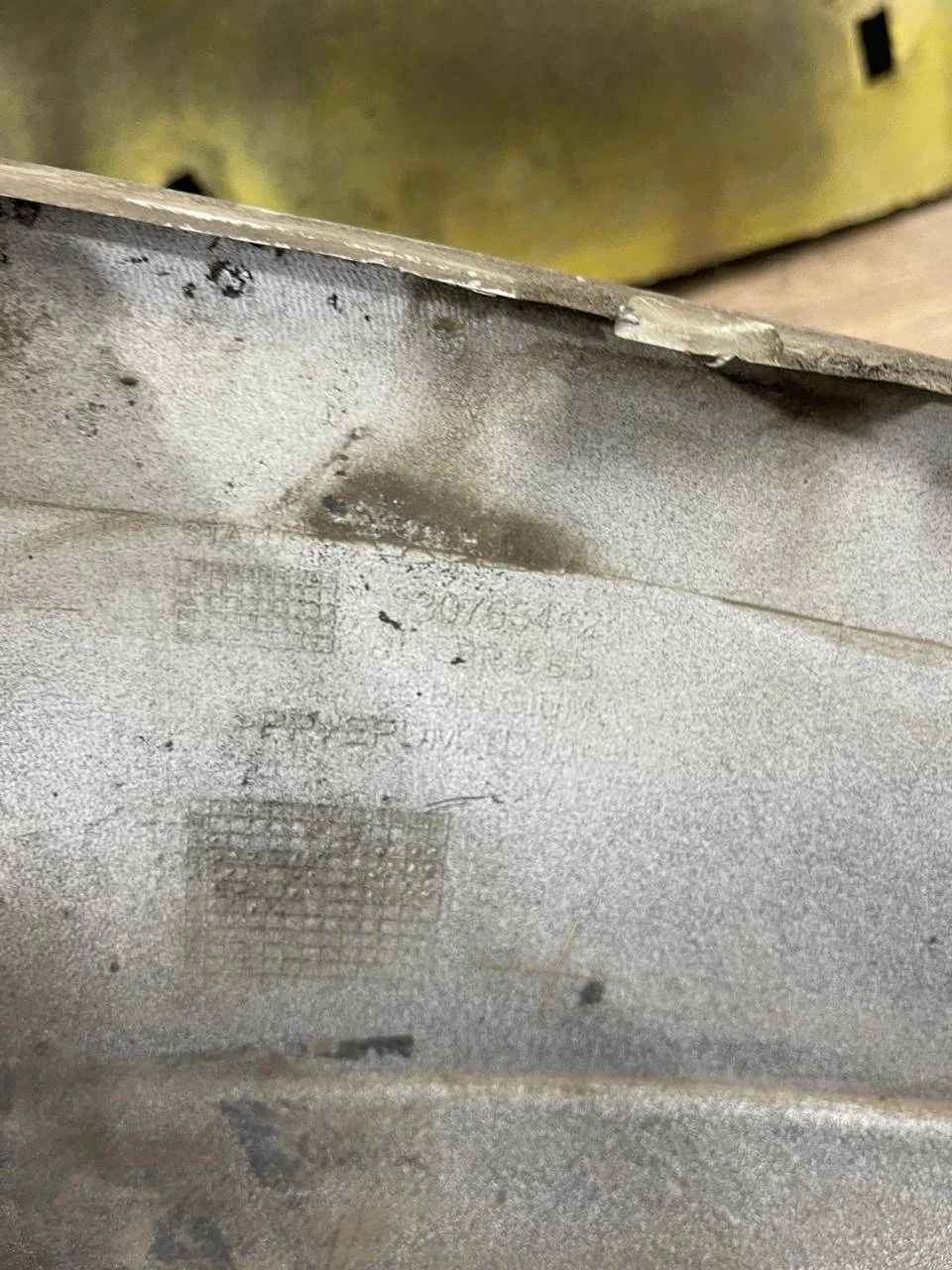 Спойлер переднего бампера