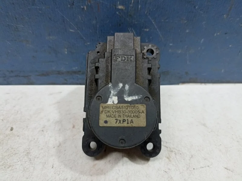 Моторчик заслонки печки Mitsubishi Outlander XL 7820A080