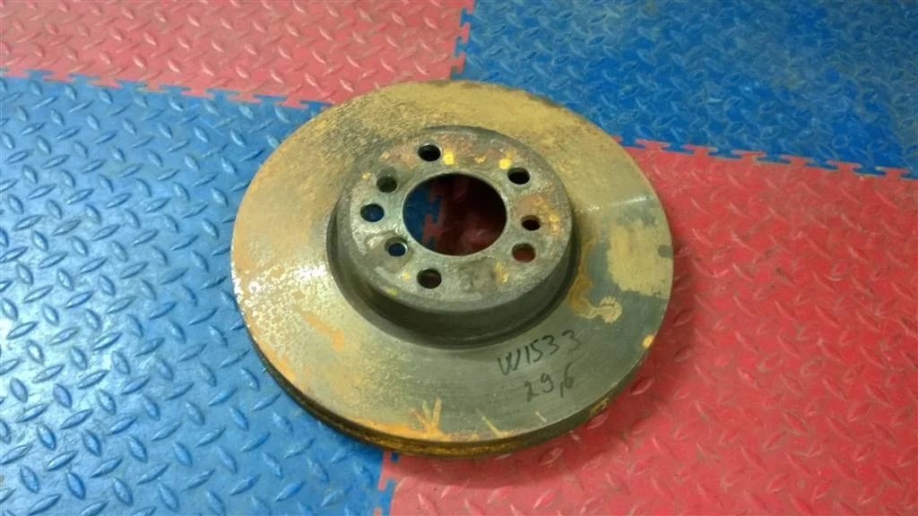 диск тормозной вентилируемый BMW X5 E53  M54B30 231 лс 3.0i