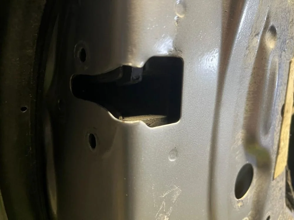 Замок двери задний левый Chevrolet Rezzo