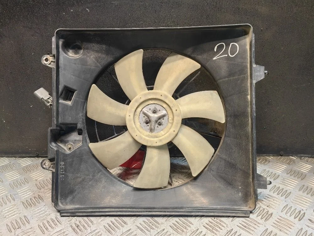 Диффузор радиатора кондиционера Honda CRV 3