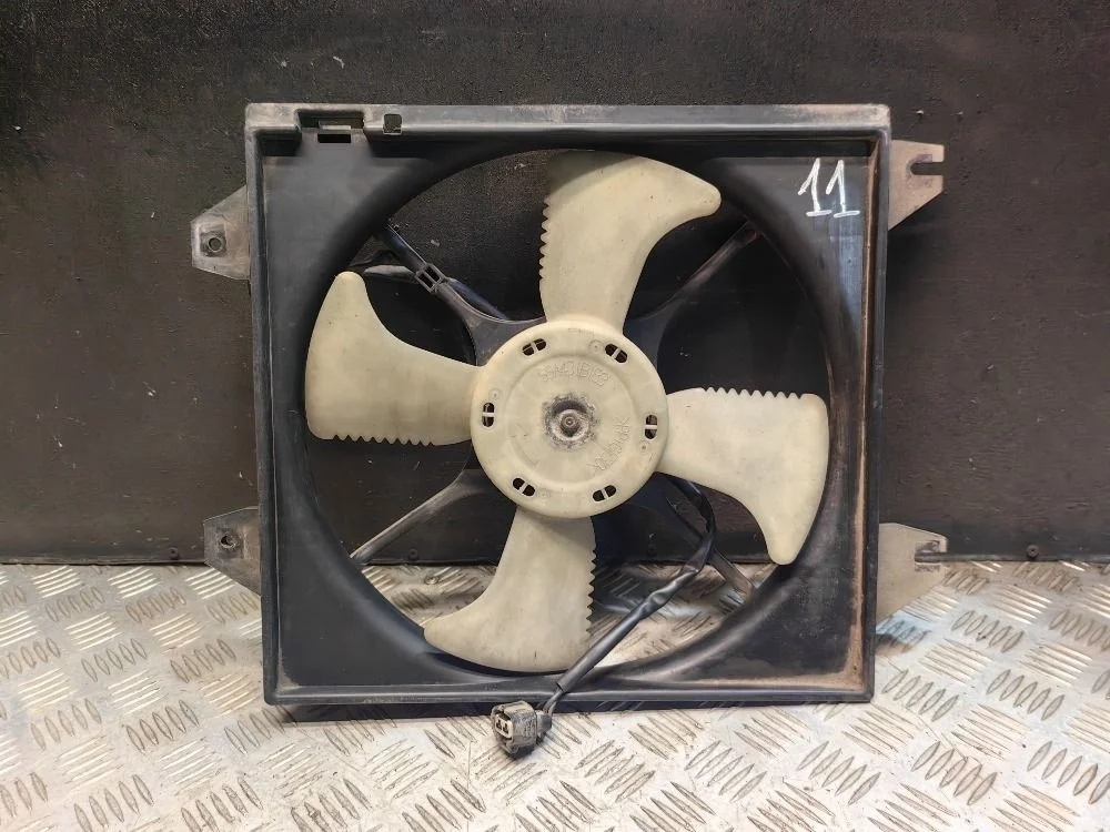 Вентилятор радиатора Mitsubishi Galant 8