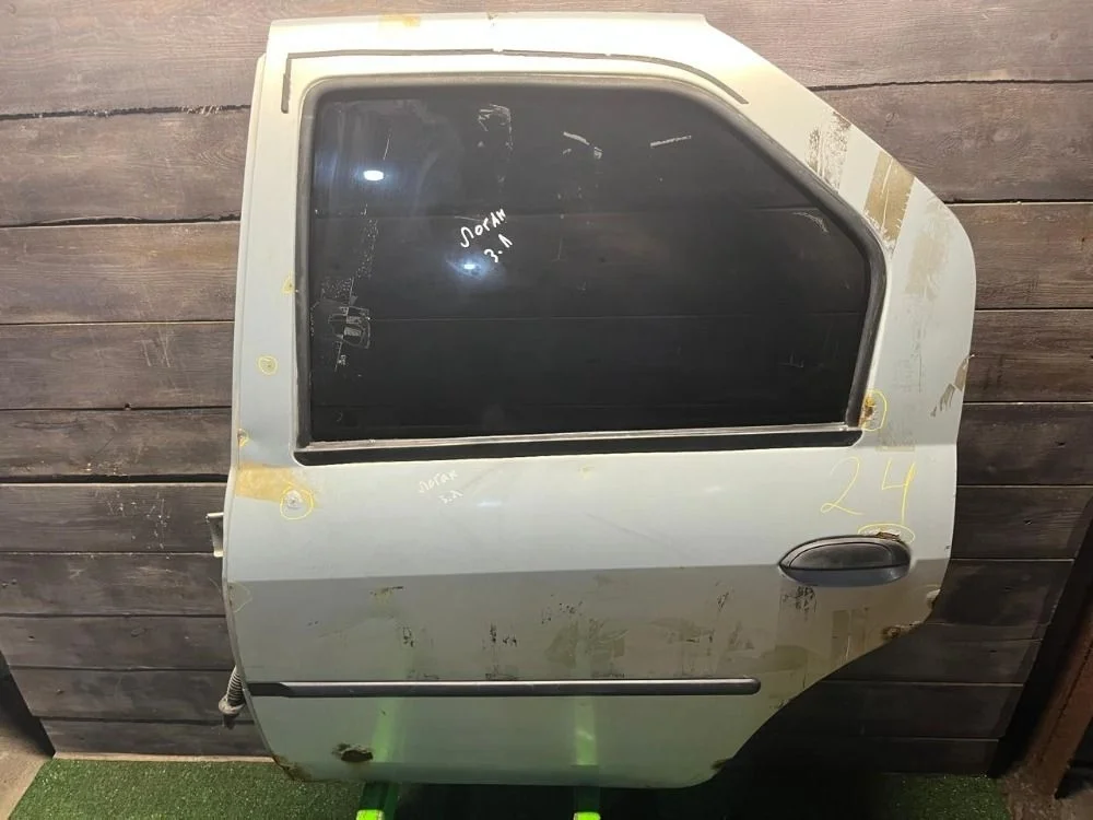 Дверь задняя левая Рено Логан 1