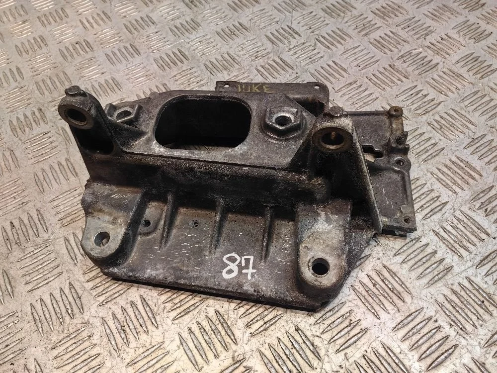 Кронштейн опоры двигателя Nissan Juke