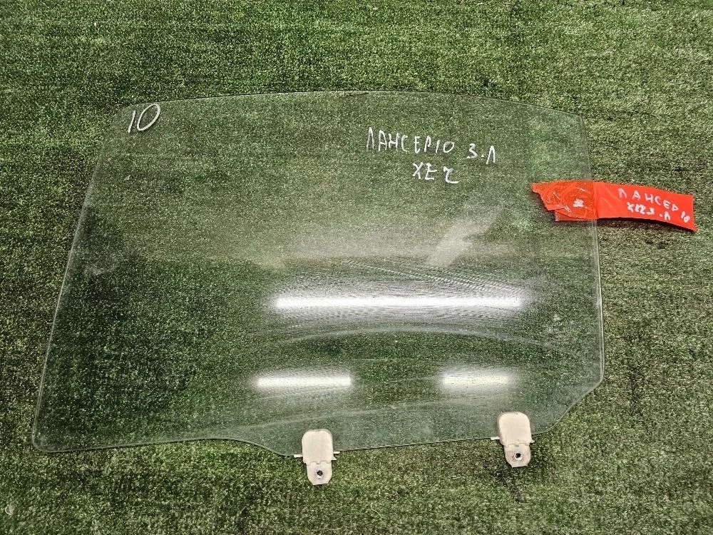 Стекло двери заднее левое Mitsubishi Lancer X